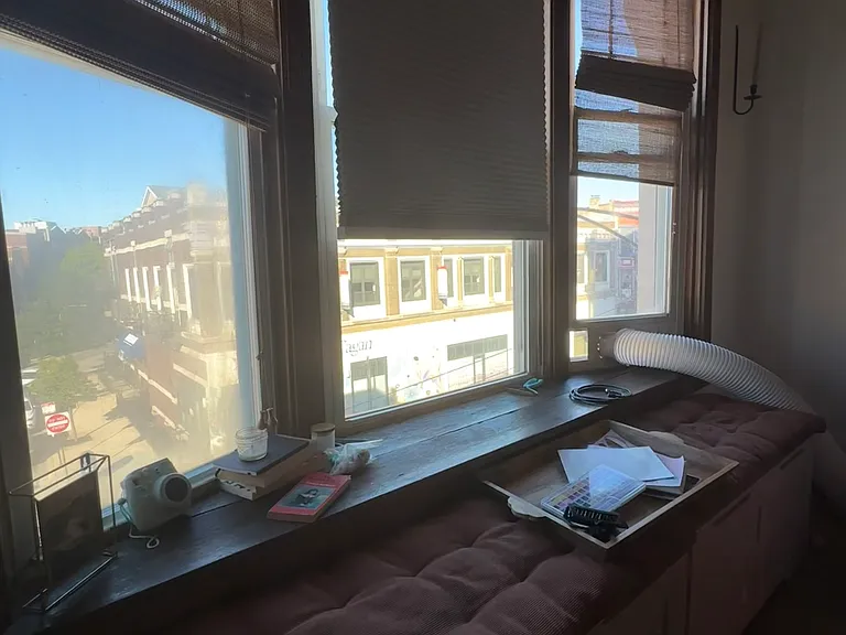 3326 N Clark St #3F — Photo 8
