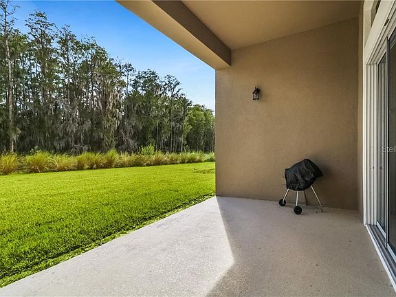 4th image of 2423 Fenetre Ln