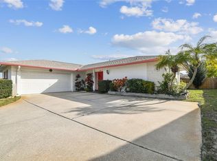 3592 Shady Bluffs Dr, Largo, FL 33770