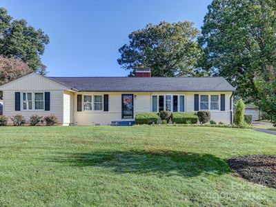100 Onteora Blvd, Asheville, NC, 28803