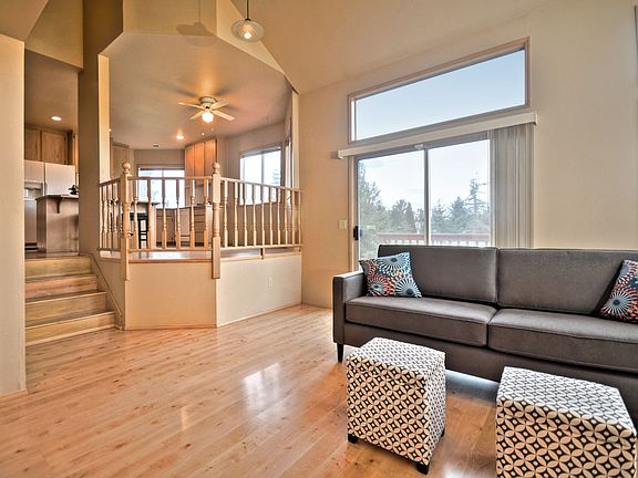 4th image of 25237 Lake Wilderness Country Club Dr SE #C