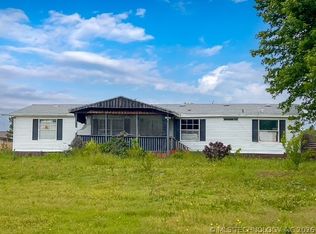 2105 E 7th St, Stroud, OK 74079
