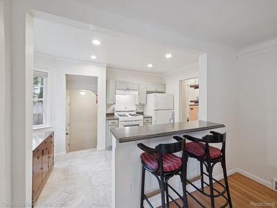 5794 Dickerson St, Detroit, MI, 48213