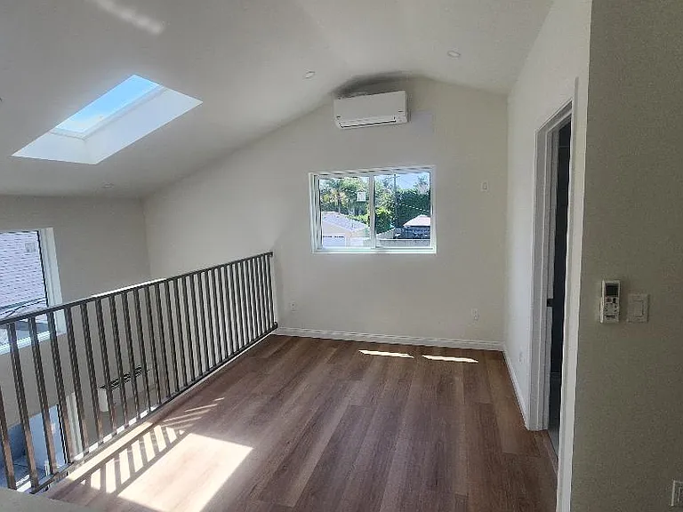 13351 W Otsego St — Photo 10