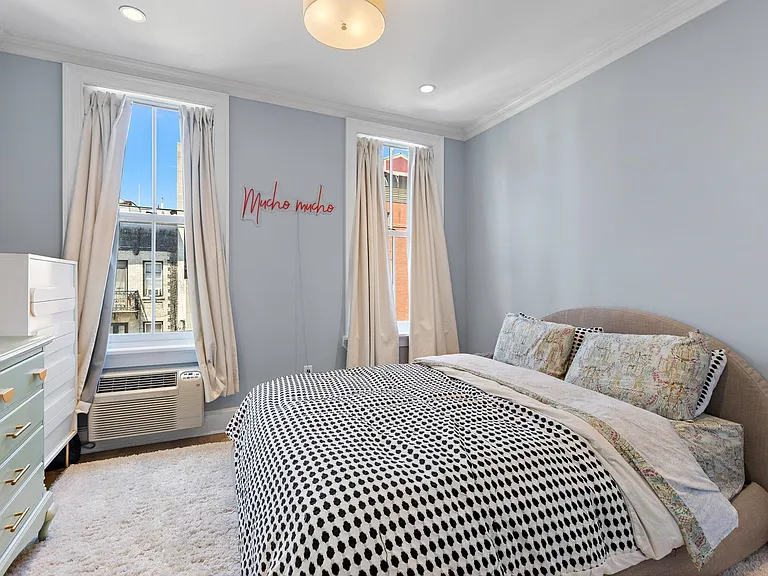 529 Jefferson St #6 — Photo 8