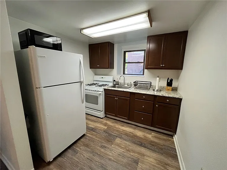 1601 Hillsdale Ave #2 — Photo 8