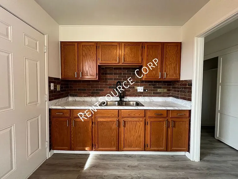 650 S Muriel Dr — Photo 9