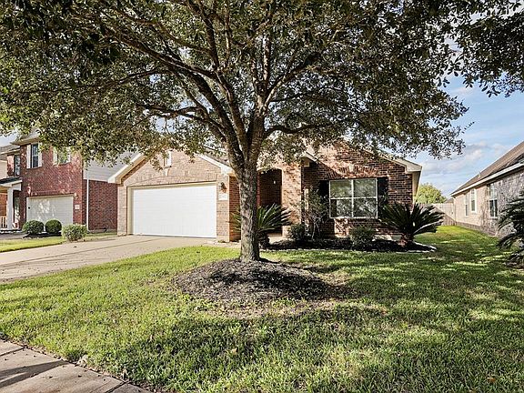 2nd image of 25922 Chapman Falls Dr