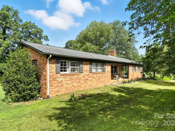 149 Liz Dr, Statesville, NC 28625