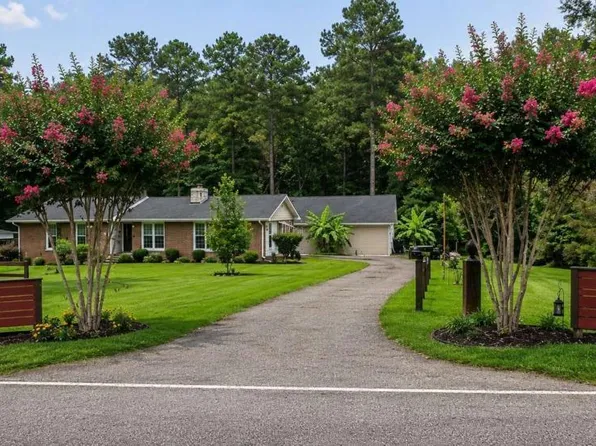 238 W Wedgewood Cir, Newnan, GA 30263