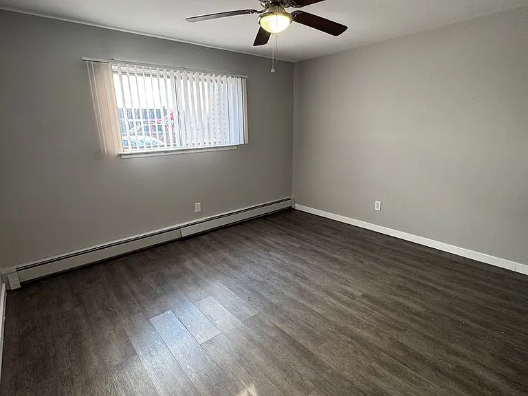 5680 Pardee — Photo 16