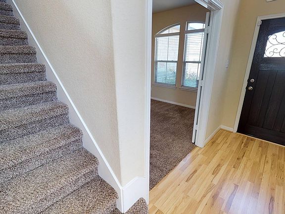 3rd image of 1608 Paint Brush Dr