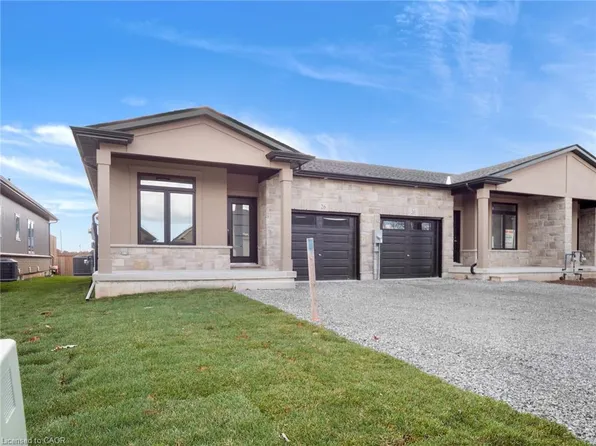 26 Austin Dr, Welland, ON L3C 0J8