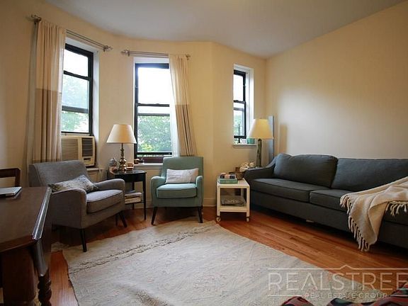 3rd image of 448 15th St #4L