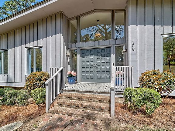 4th image of 108 Middlebrook Dr