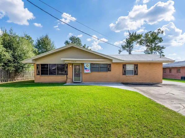 1409 Lourdes St, Sulphur, LA 70663