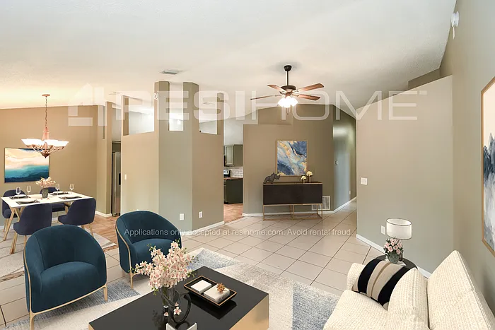 422 Shamrock Ave S — Photo 5