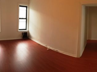 3120 32nd St APT 2C, Astoria, NY 11106
