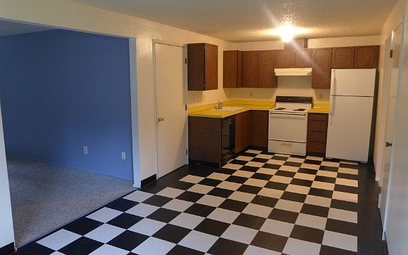 3rd image of 8217-8219 59th Ave E