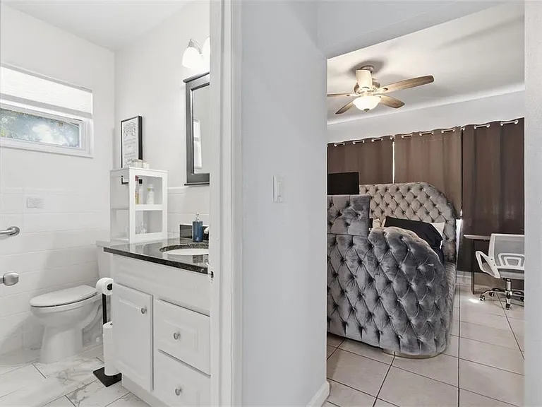 10107 N Aster Ave — Photo 10