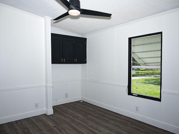 4th image of 12851 NE 26th Avenue