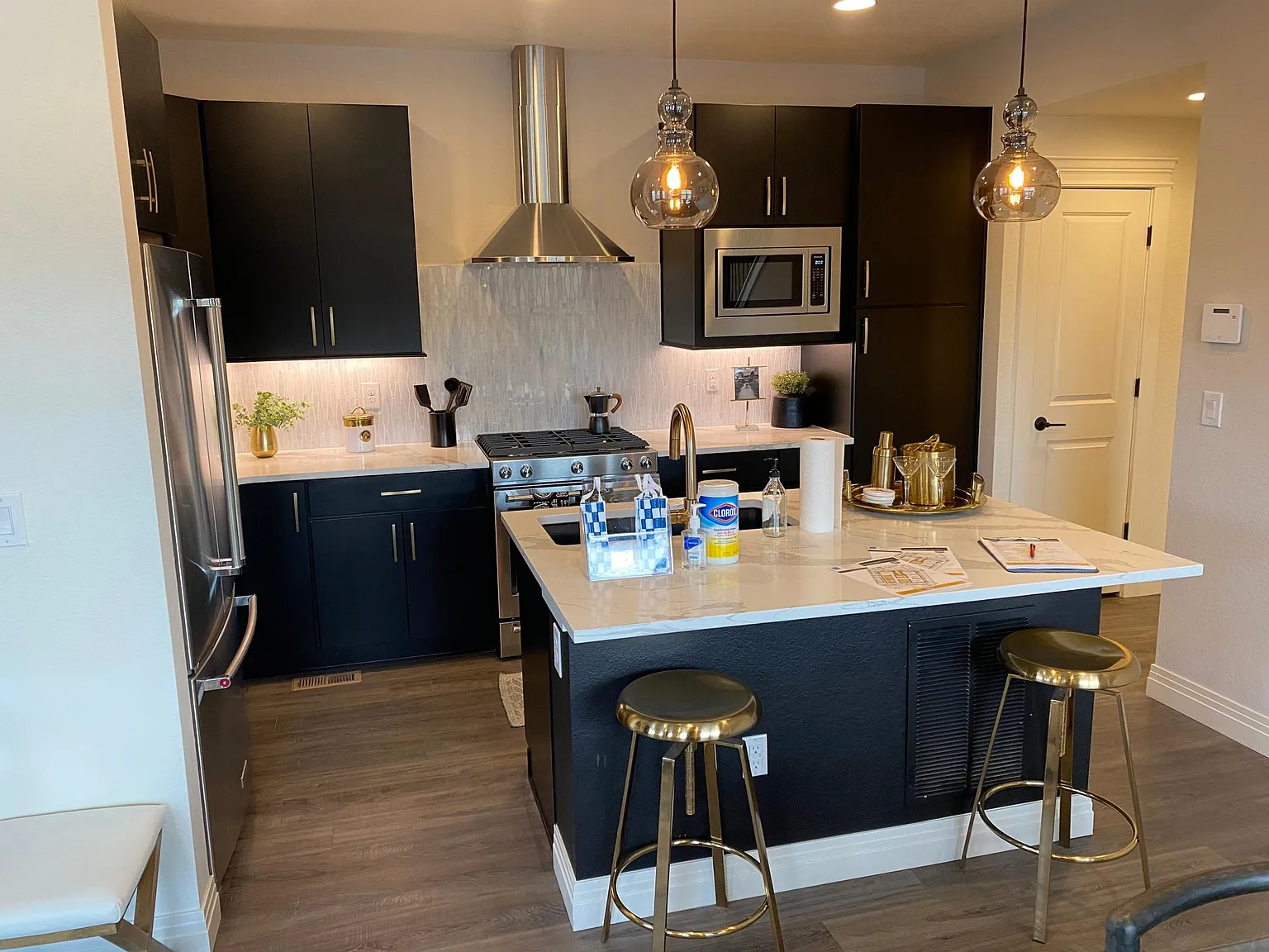 570 Discovery Pkwy — Photo 4
