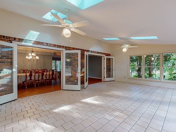 4th image of 2912 Lasswade Dr