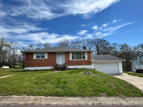 914 S Walnut St, Gerald, MO 63037