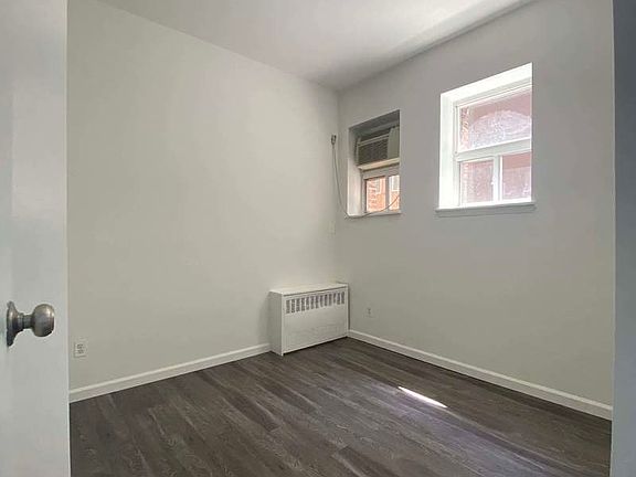 5th image of 88 Fulton St #704