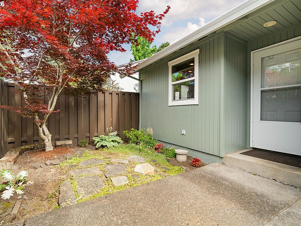 1st image of 3097 SE Blue Bird Dr
