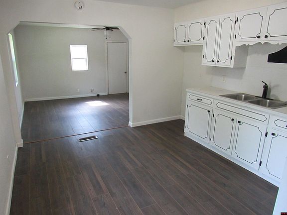 3rd image of 104 W South St