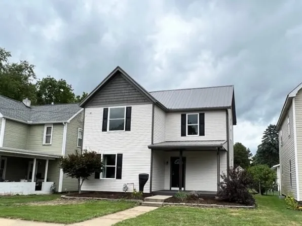 127 3rd St NW, Strasburg, OH 44680