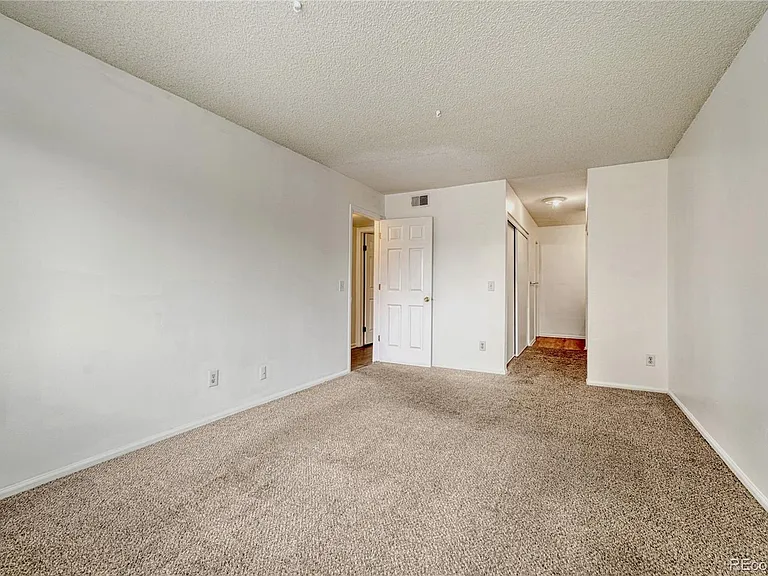 491 S Kalispell Way #101 — Photo 25