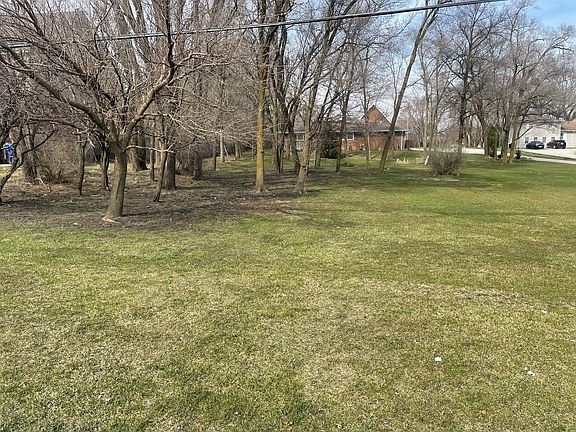 2nd image of 5048 171st St