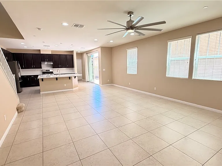 3024 Paladi Ave — Photo 7