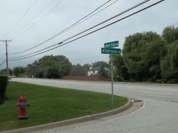 4th image of 16980 W Serranda Dr