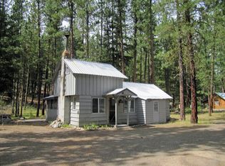 17 Heaton Rd, Winthrop, WA 98862