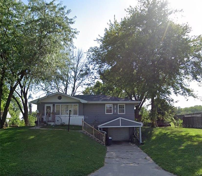 1st image of 3244 Melody Ln