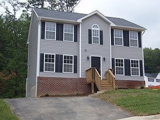 1st image of 2426 Deerfield Ct SE