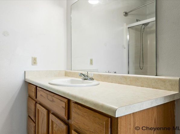 cheyenne-wyoming-299536975 picture