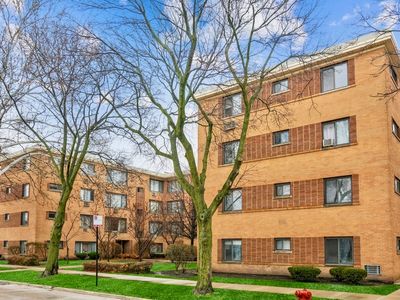 2708 W Lunt Ave APT 205, Chicago, IL, 60645
