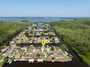 26637 Bermuda Dr, Tavares, FL 32778