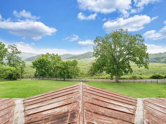 41st image of this home