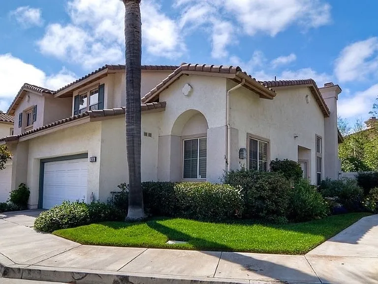1616 Warbler Ct — Photo 1