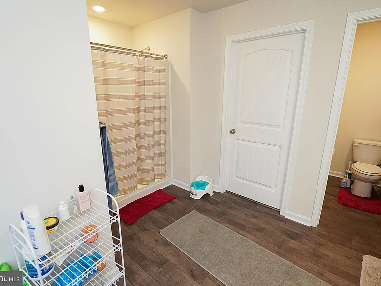 1712 Severn St — Photo 41