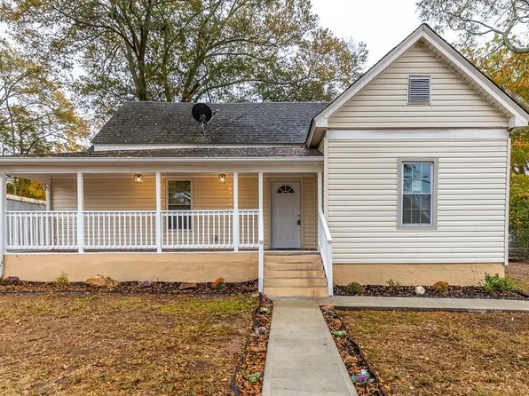 30 Arkmain St, Spartanburg, SC 29306