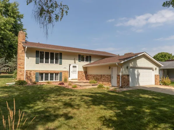 1201 34th St NW, Rochester, MN 55901