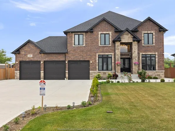 1436 Mullins Dr, Lakeshore, ON N0R 1V0