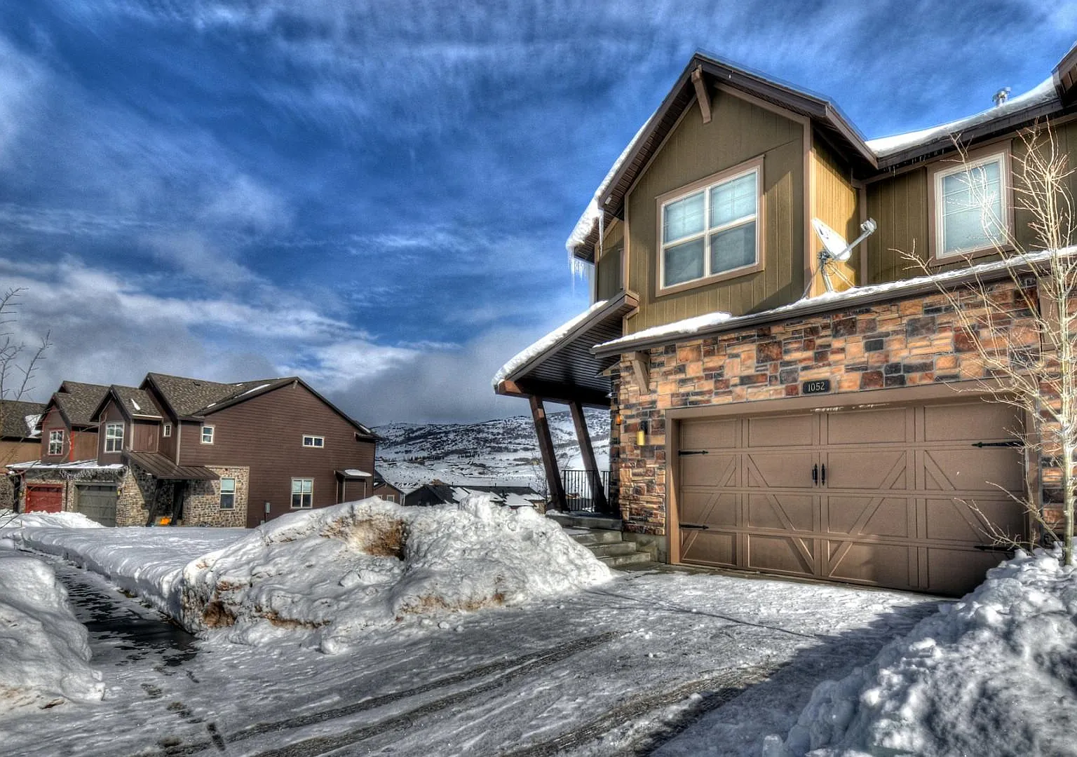 5 bed, 3.5 bath, 2900 sqft, $6,000 — Photo 2
