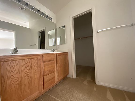 4th image of 7576 Whiskey Moon St